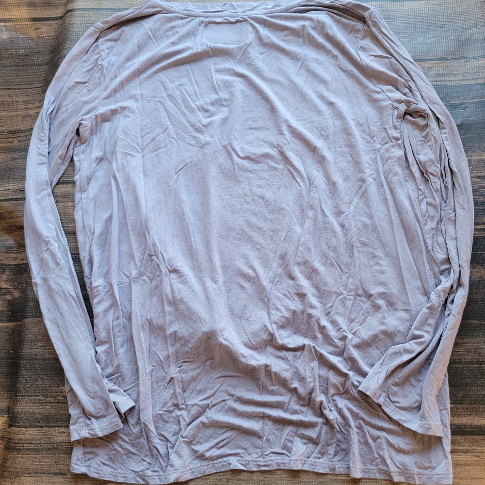 Jackson Rowe Top! - Picture 4 of 4